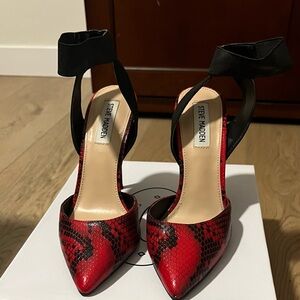 Steve Madden, yasir heels